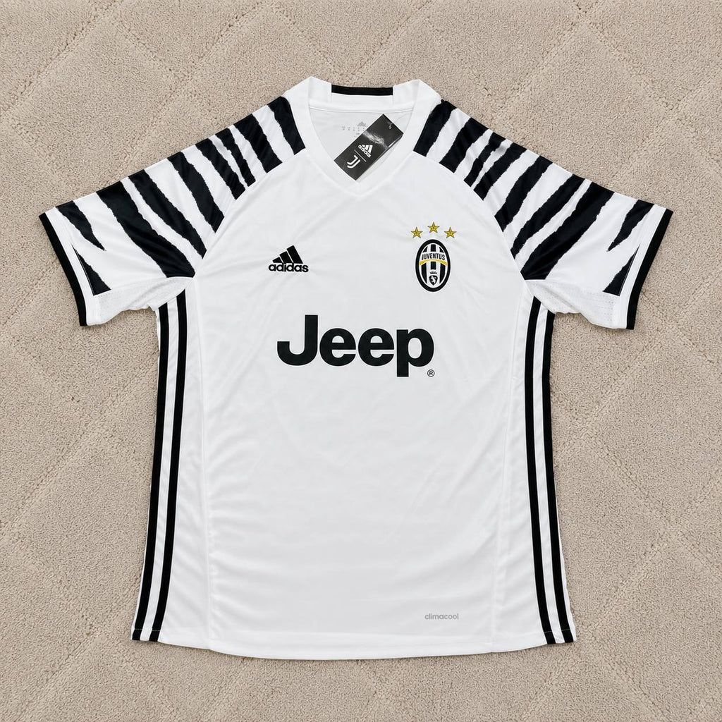 Paul Pogba #10 Juventus 2016 2017 Away White Retro Football Jersey