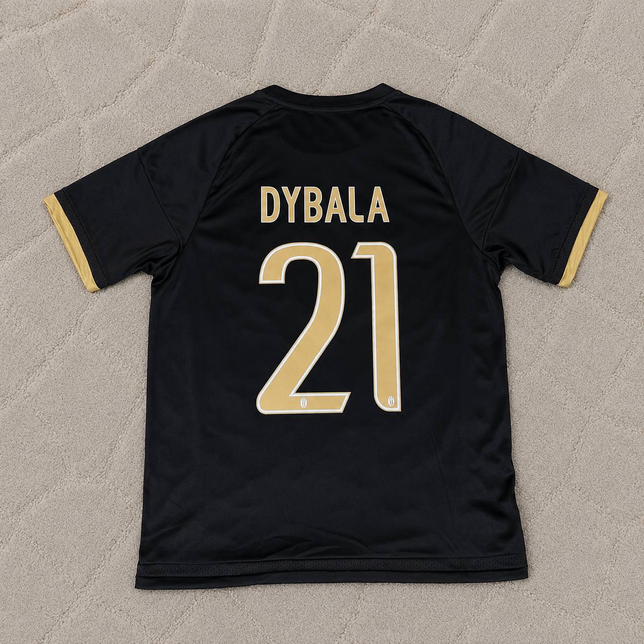 paulo-dybala-juventus-2015-2016-black-retro-jersey-trikot-maillot