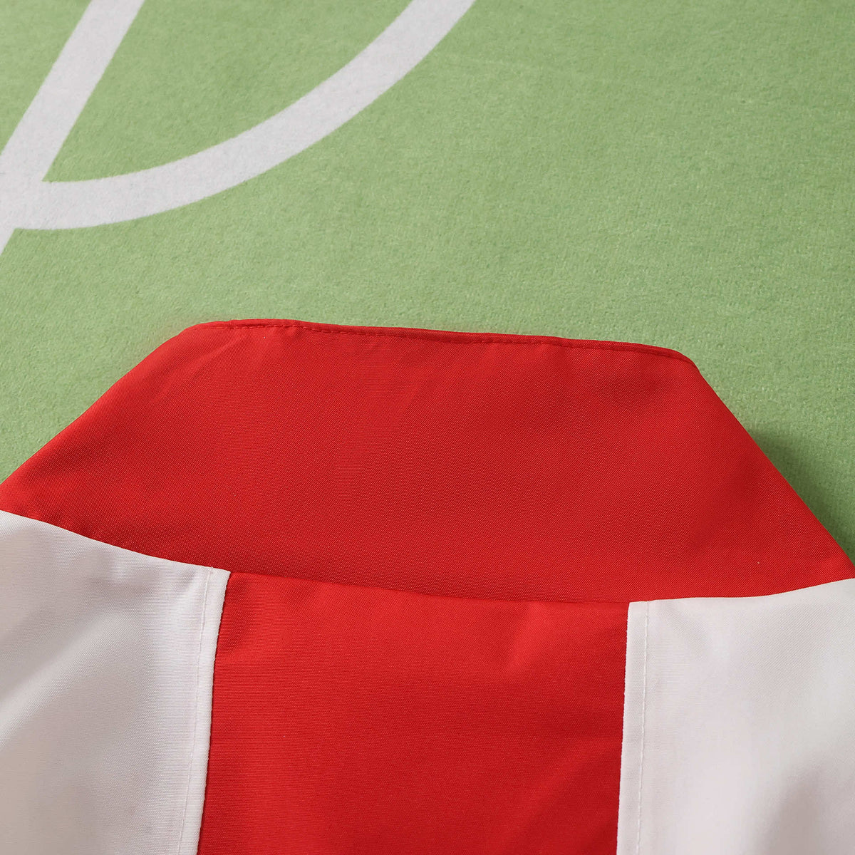 2627 Fußball-Club Bayern München originals EQT windbreaker