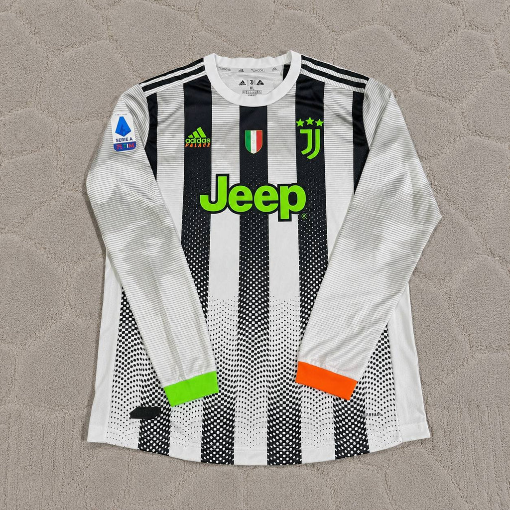 Cristiano Ronaldo Juventus 2019-2020 Long Sleeve Retro Football Jersey
