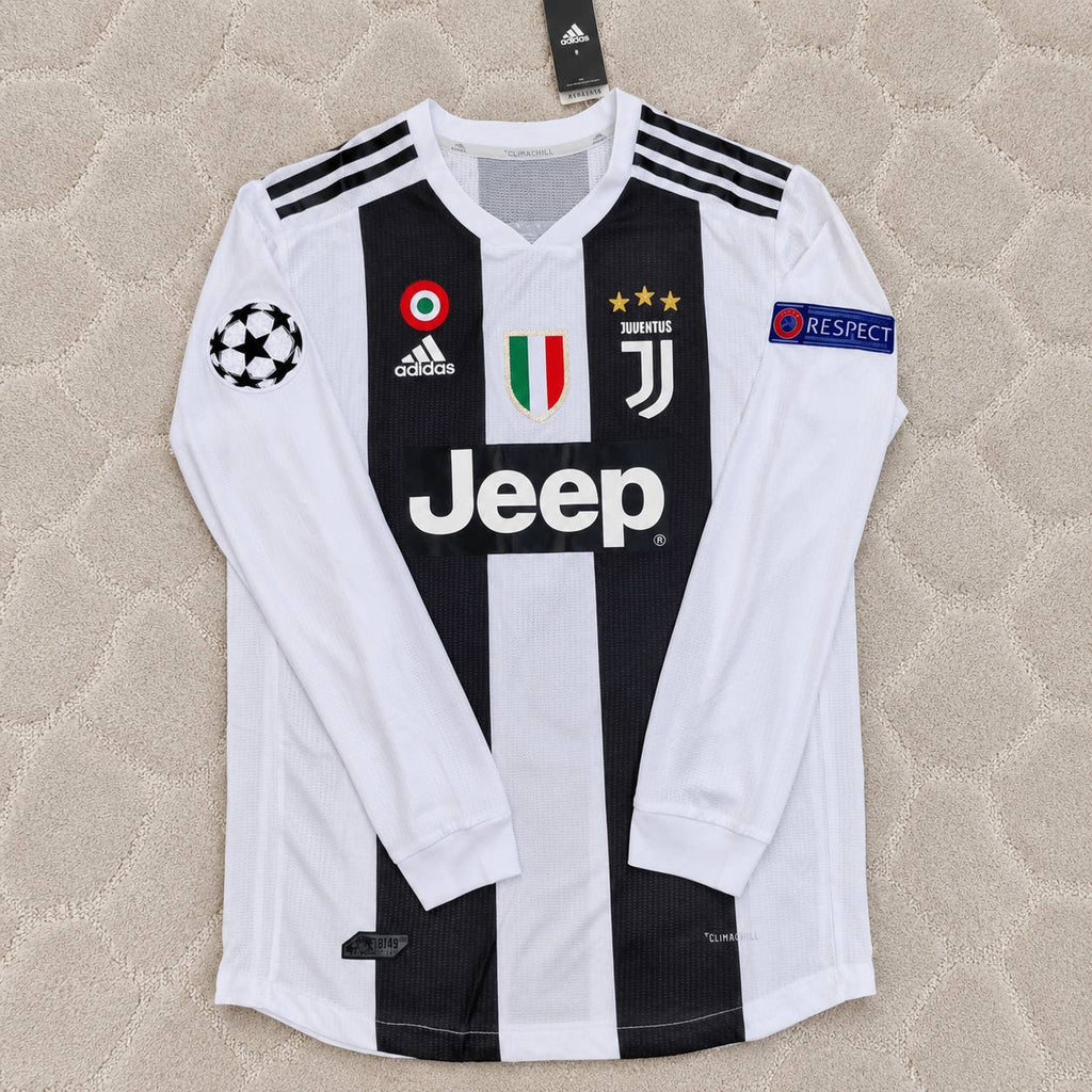 Cristiano Ronaldo Juventus 2019-2020 Long Sleeve Retro Football Jersey (Kopya)