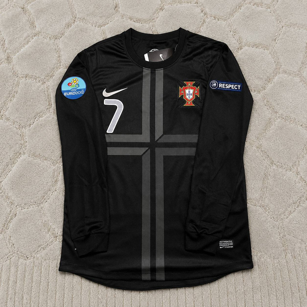 Cristiano Ronaldo #7 Portugal Euro 2012 Away Black Long Sleeve Retro Football Jersey