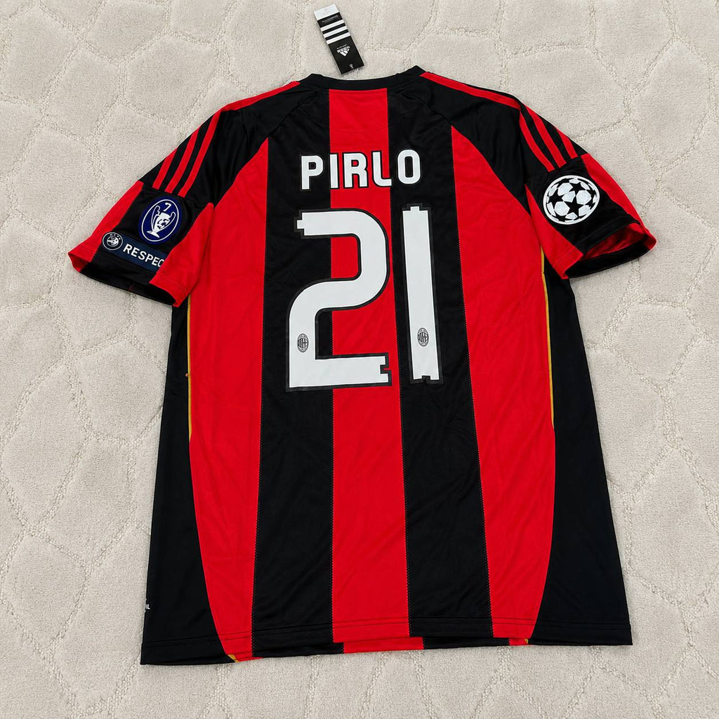 Andrea Pirlo 21 - Milan 2010/2011 Home Retro Jersey Trikot