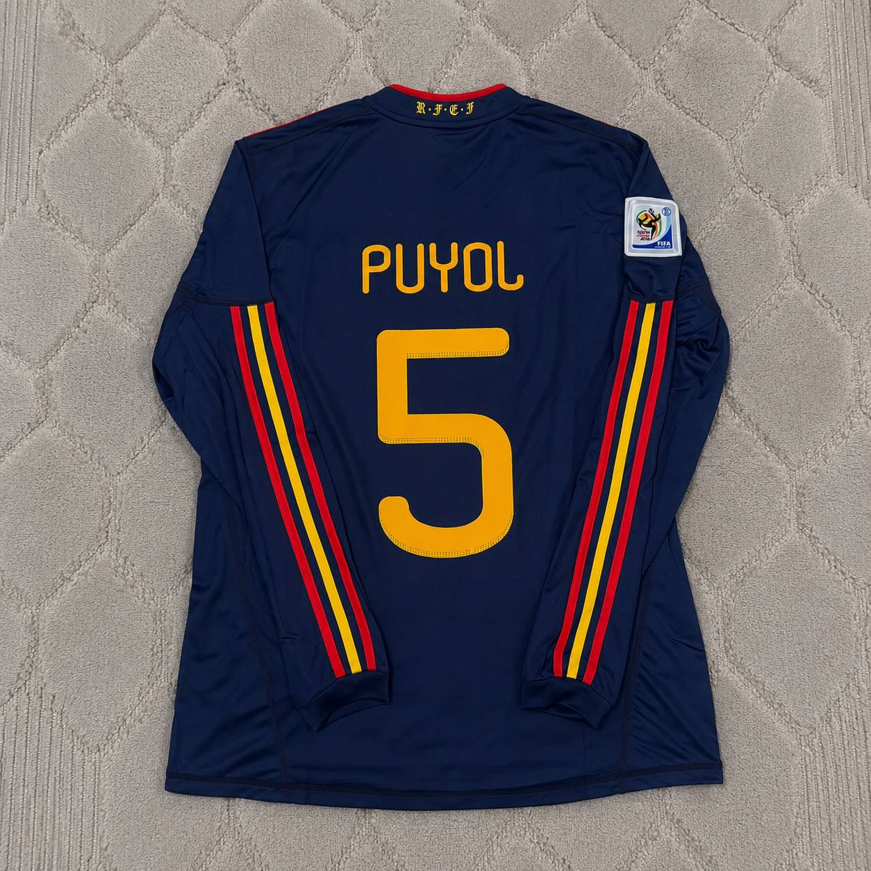Carles Puyol Spain 2010 World Cup Final Long Sleeve Retro Football Jersey