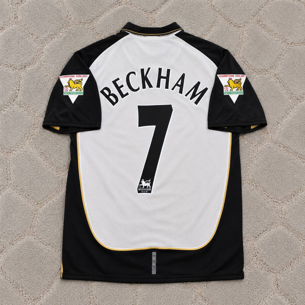 David Beckham #7 Manchester United 2001-2002 Reversible Retro Jersey