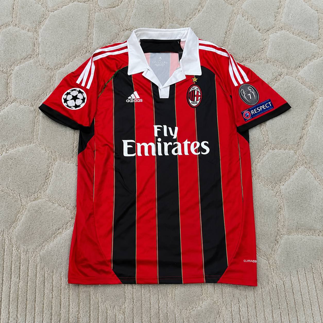 Ronaldinho AC Milan Home Retro Kit Jersey Trikot Maillot Soccer Shirt