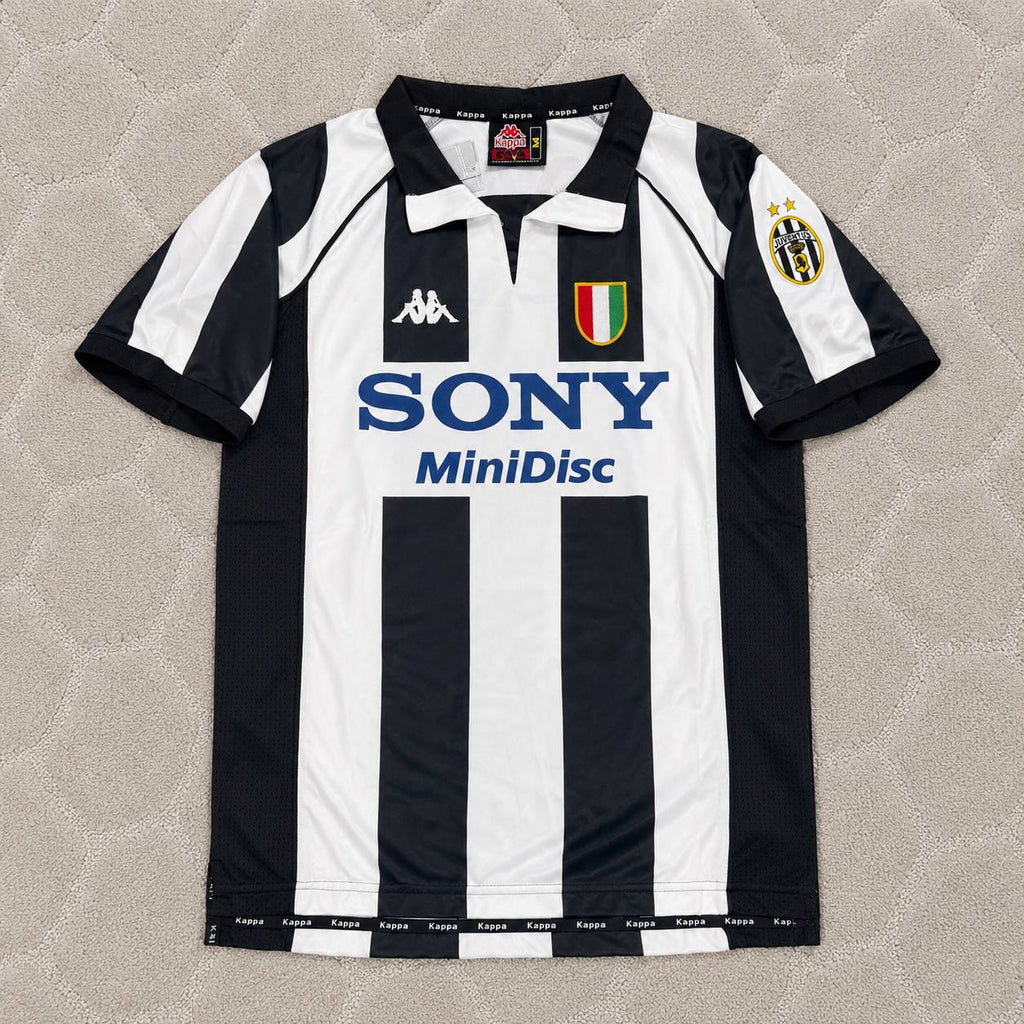 Zinedine Zidane Juventus 1997-1998 Home Retro Football Jersey