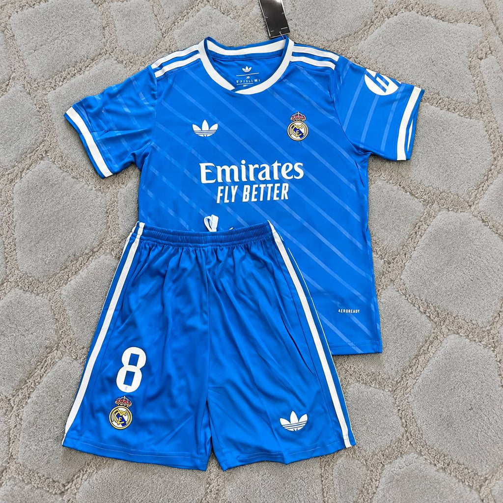 Fede Valverde Real Madrid Kids Blue Jersey Kit Soccer Trikot Maillot Maglia