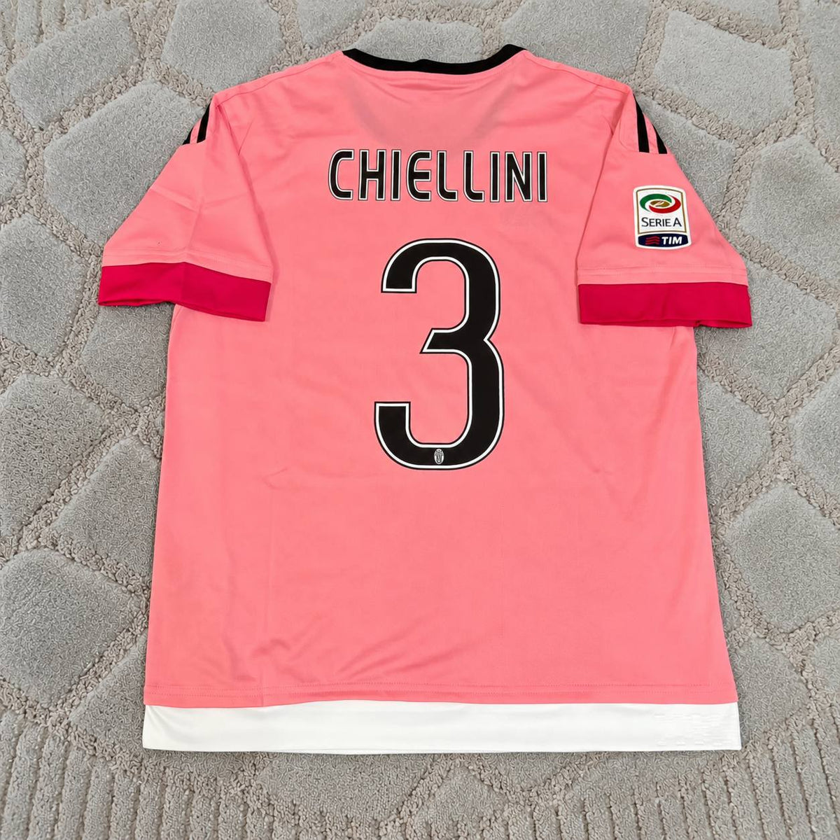 Giorgio Chiellini Juventus Retro Pink 2015-2016 Jersey Trikot