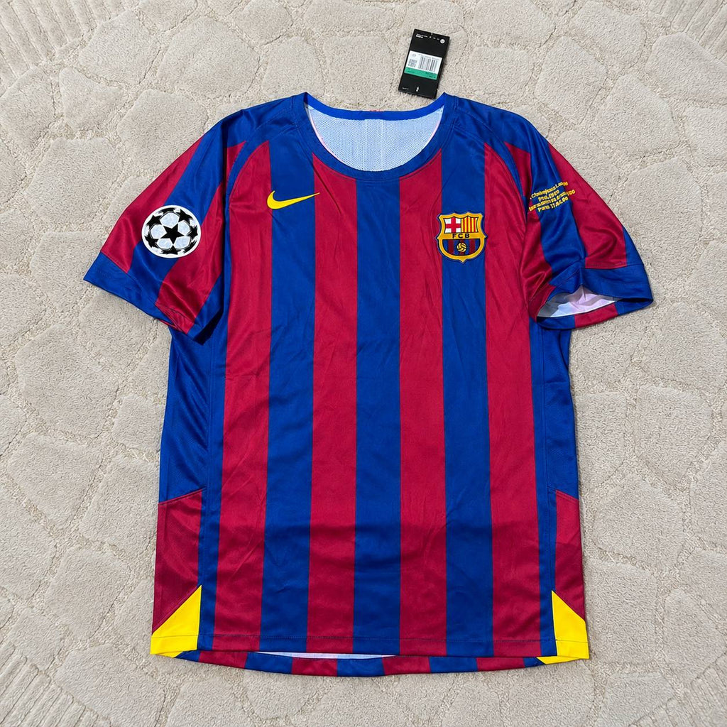 Xavi Hernandez Barcelona 2006 Final Retro Short Sleeve Football Jersey
