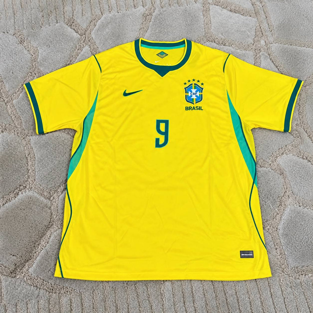 Ronaldo Nazário "O Fenômeno" #9 Special Commemorative Retro Jersey – Limited Edition