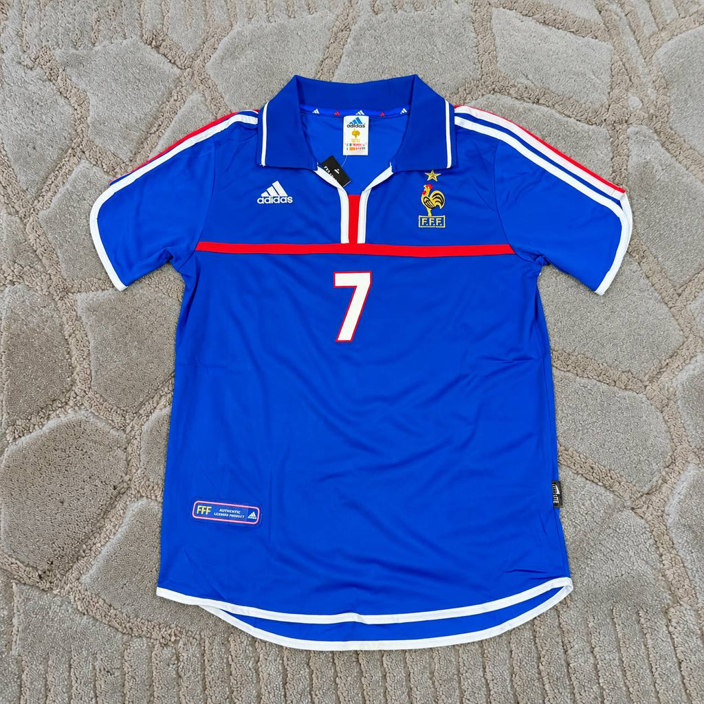 Robert Pirès 2000-2002 EURO Champions Retro Home Jersey – Classic #7 Football Kit