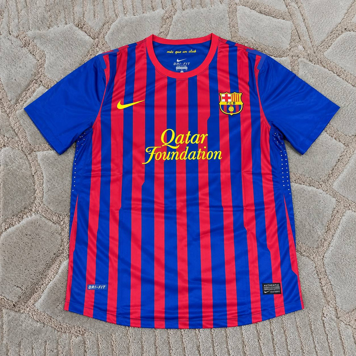 Xavi Hernandez Barcelona 2011-2012 Retro Home Jersey – Football Shirt - Trikot Maillot