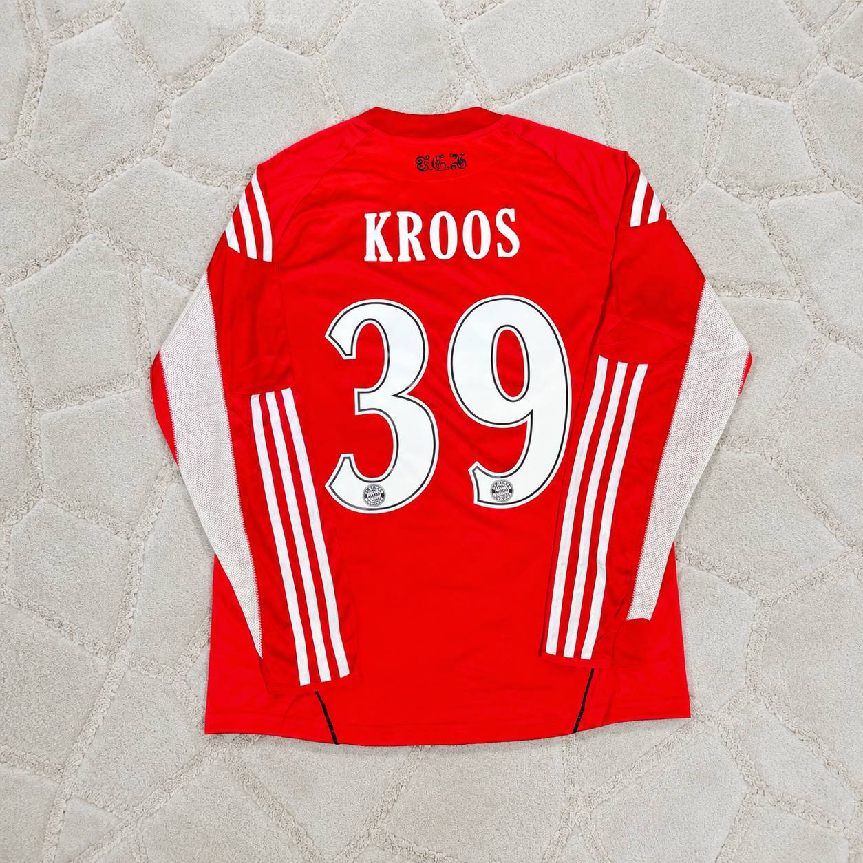 Toni Kroos FC Bayern Munich 2010/11 Red Retro Trikot Jersey Trikot Soccer Shirt