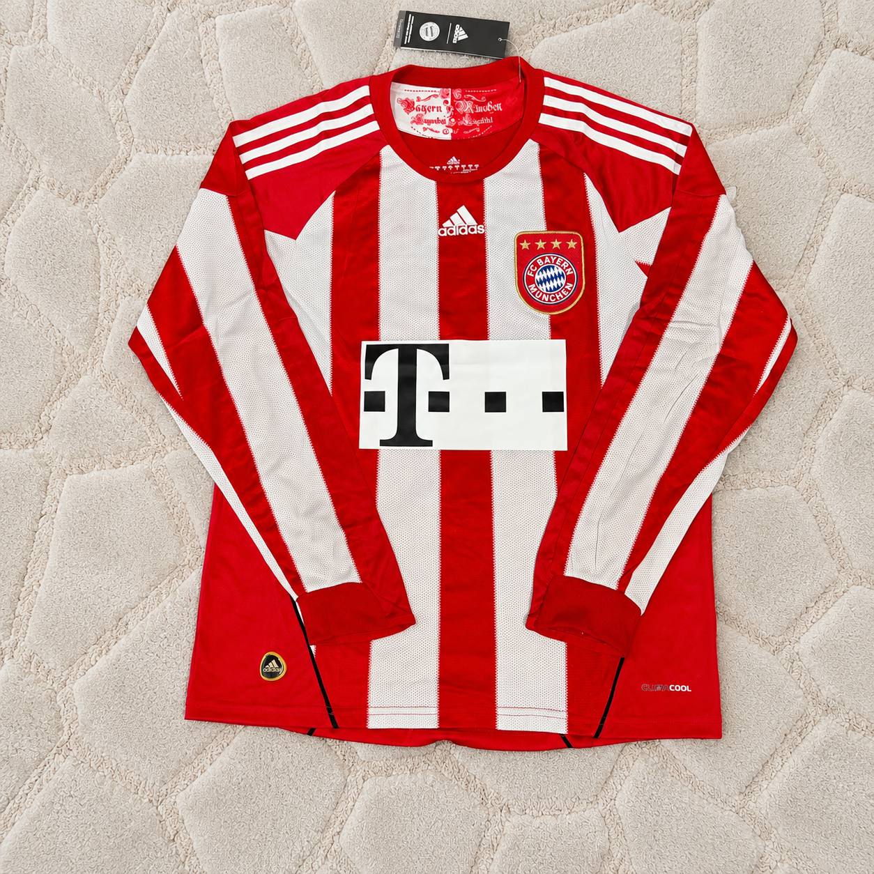 Toni Kroos FC Bayern Munich 2010/11 Red Retro Trikot Jersey Trikot Soccer Shirt