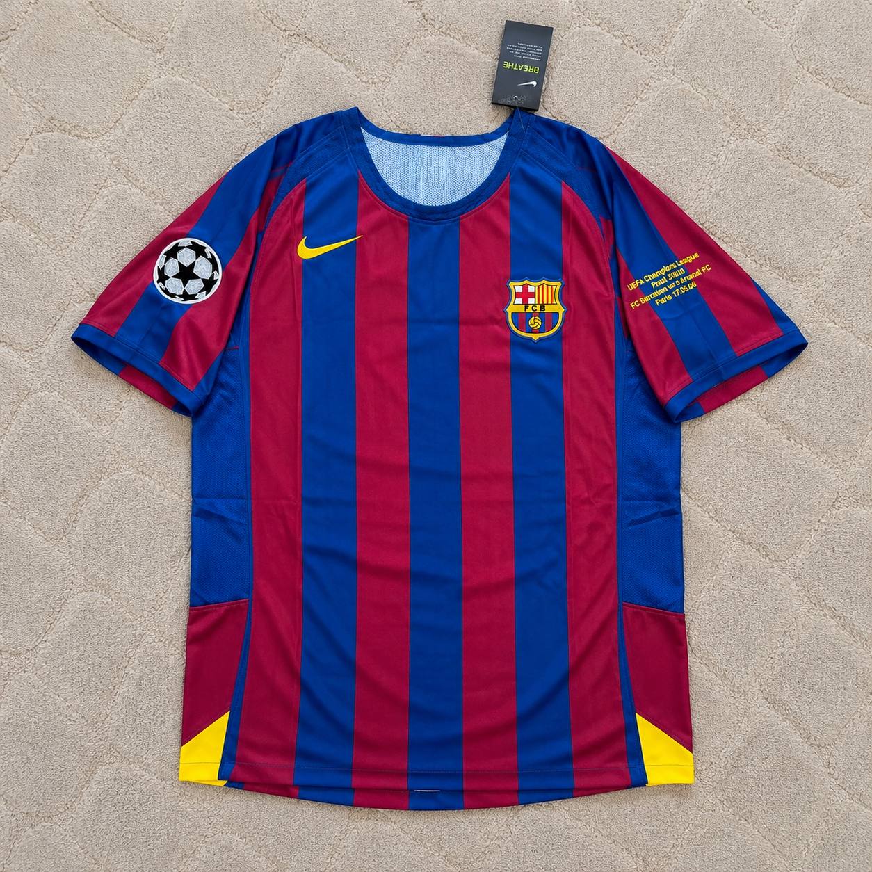 lionel-messi-barcelona-2006-champions-league-final-retro-football-jersey-kit