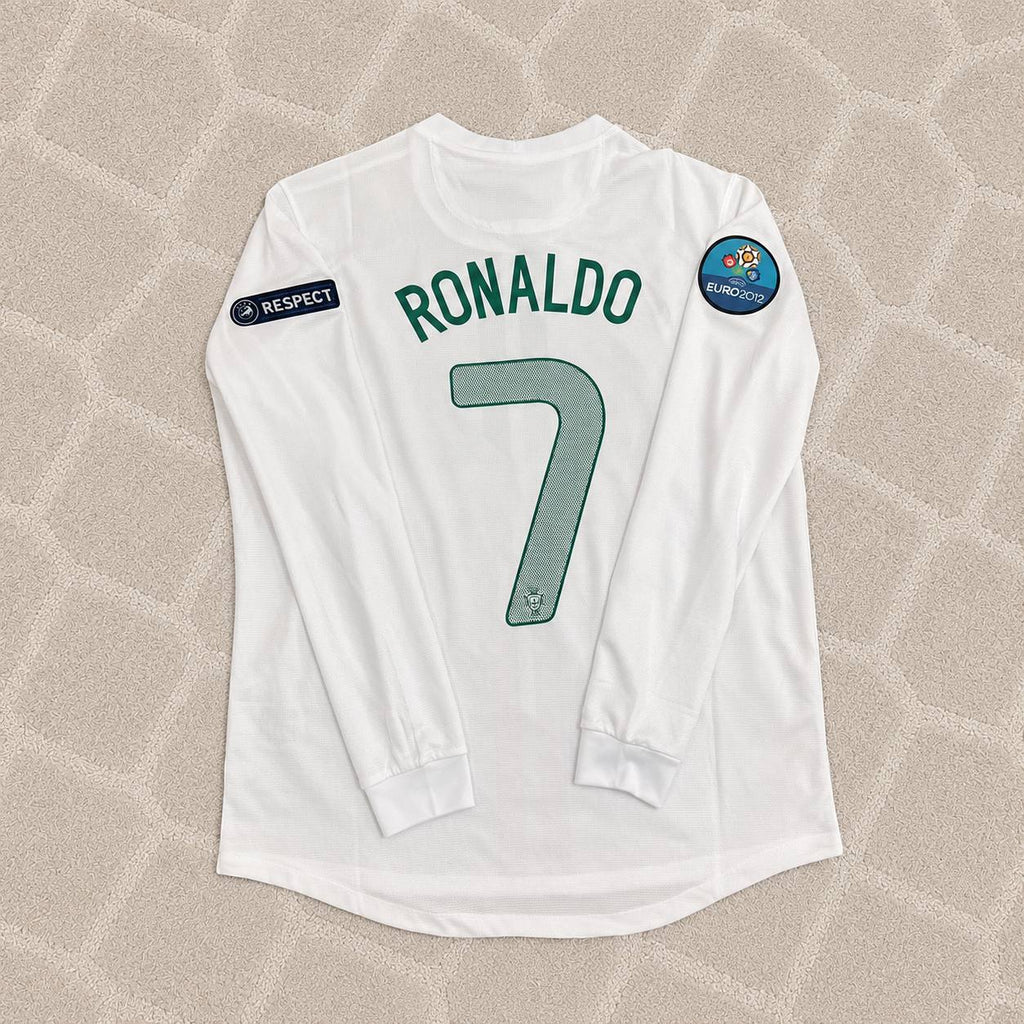cristiano-ronaldo-portugal-euro-2012-long-sleeves-retro-football-jersey