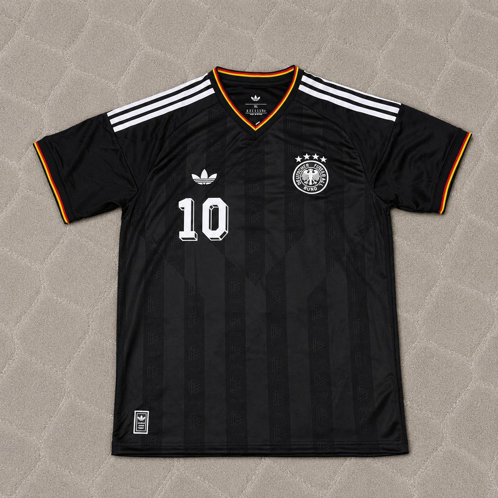 Mesut Özil 10 Germany Black Retro Football Jersey