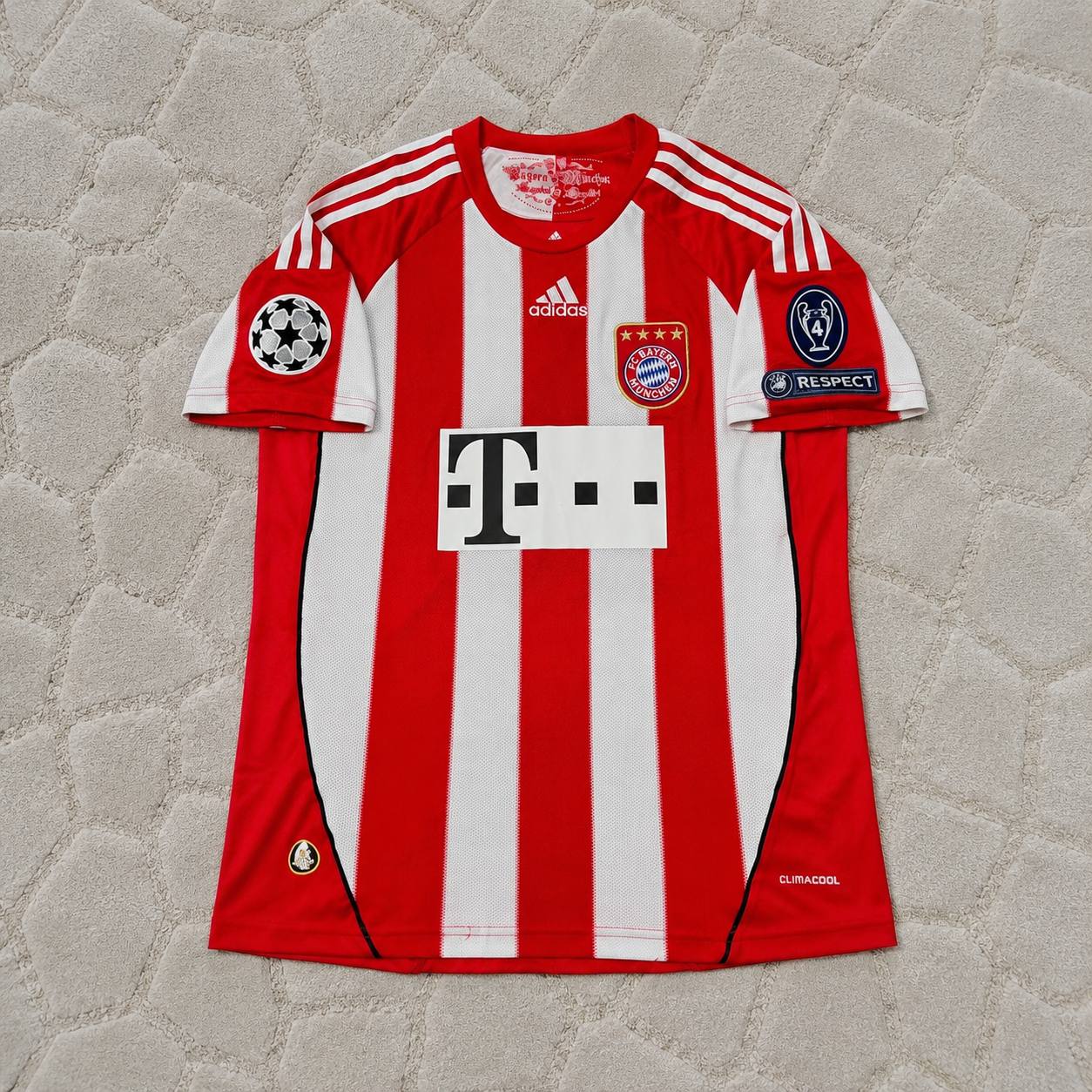 Anatoliy Tymoshchuk Bayern Munich 2010-2011 Home Retro Football Jersey