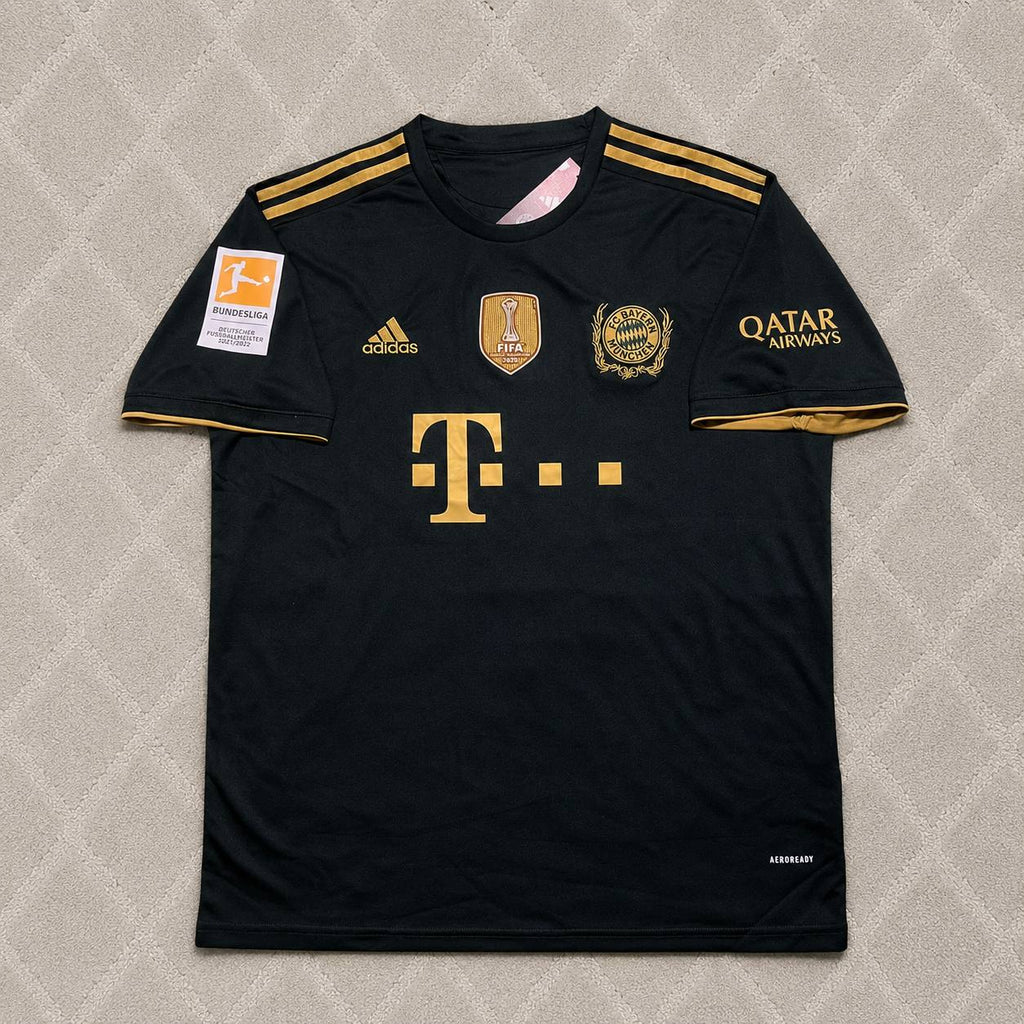Thomas Müller Bayern Munich 2021 2022 Oktoberfest Special Edition Jersey