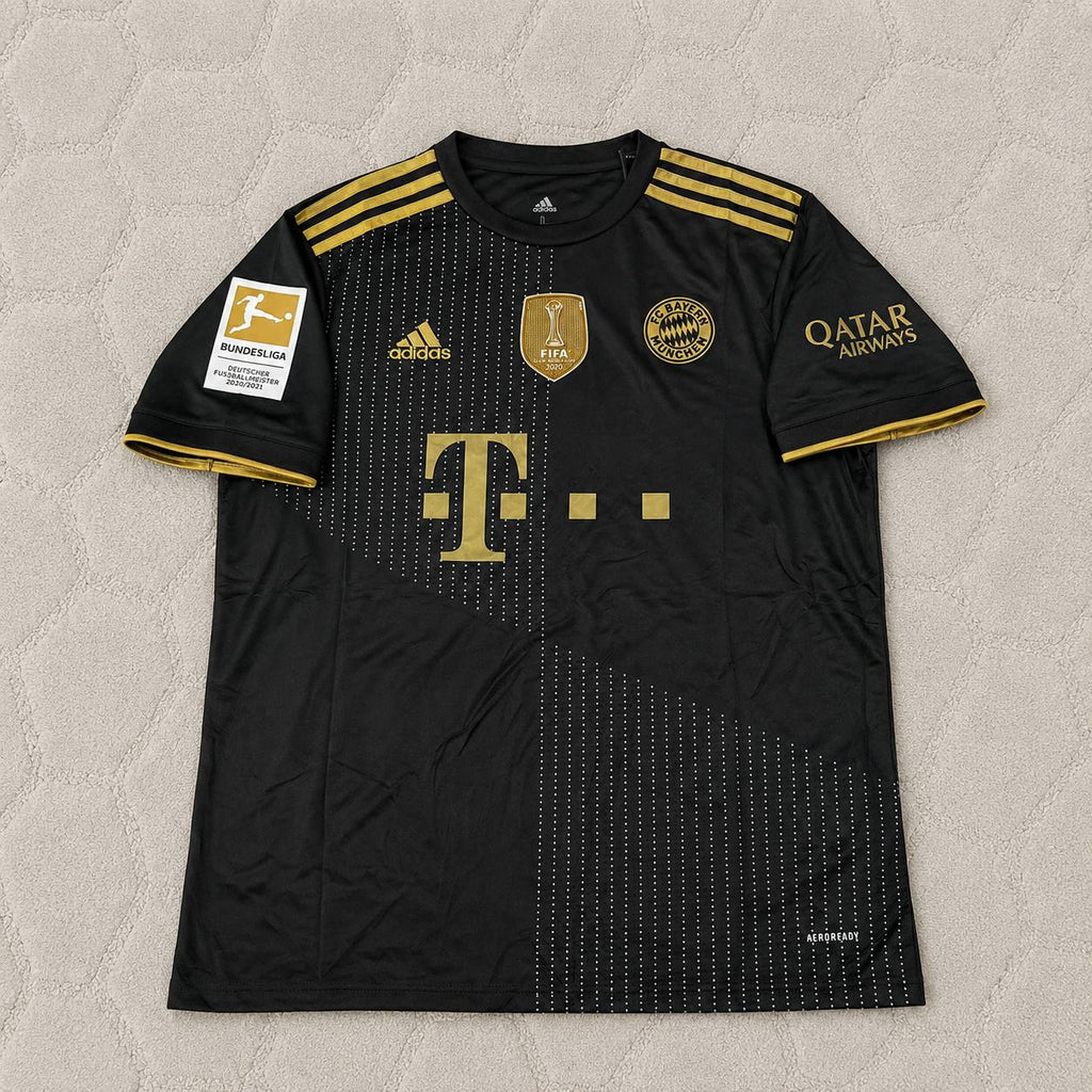 Robert Lewandowski Bayern Munich 2021-2022 Away Football Jersey
