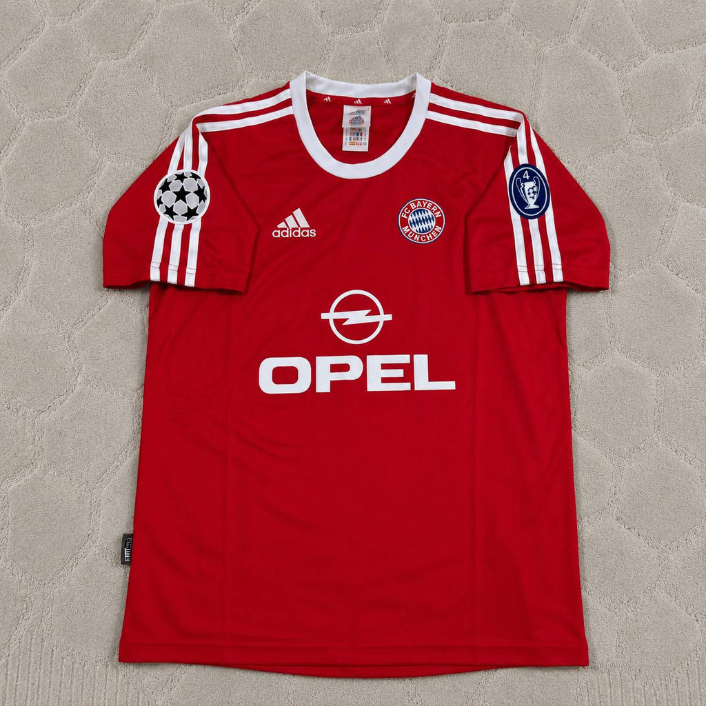Roque Santa Cruz FC Bayern Munich 2000-2001 Retro Jersey | Kit | Trikot Soccer Shirt