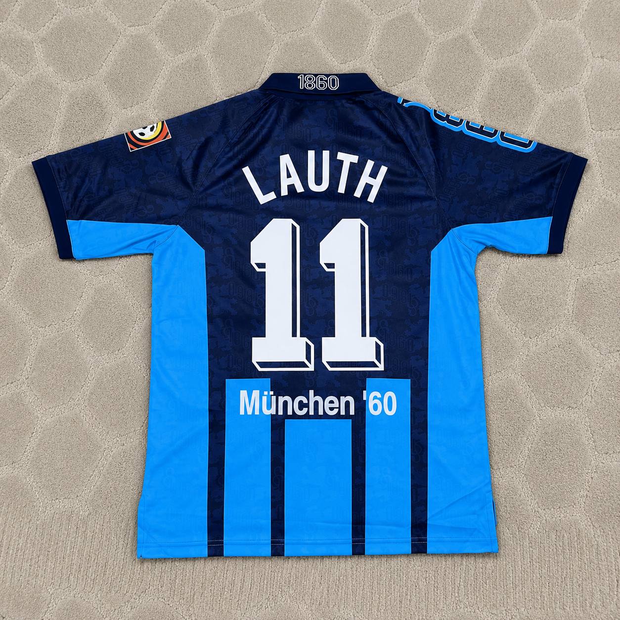 Benjamin Lauth TSV 1860 Munchen Blaues Heim Retro Fussballtrikot