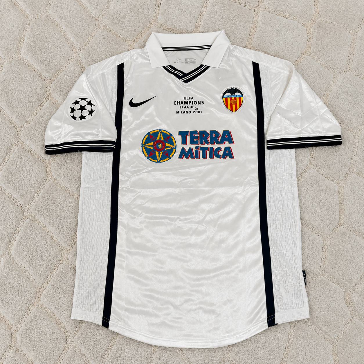 John Carew Valencia 2001 Milano Champions Final Retro Football Jersey