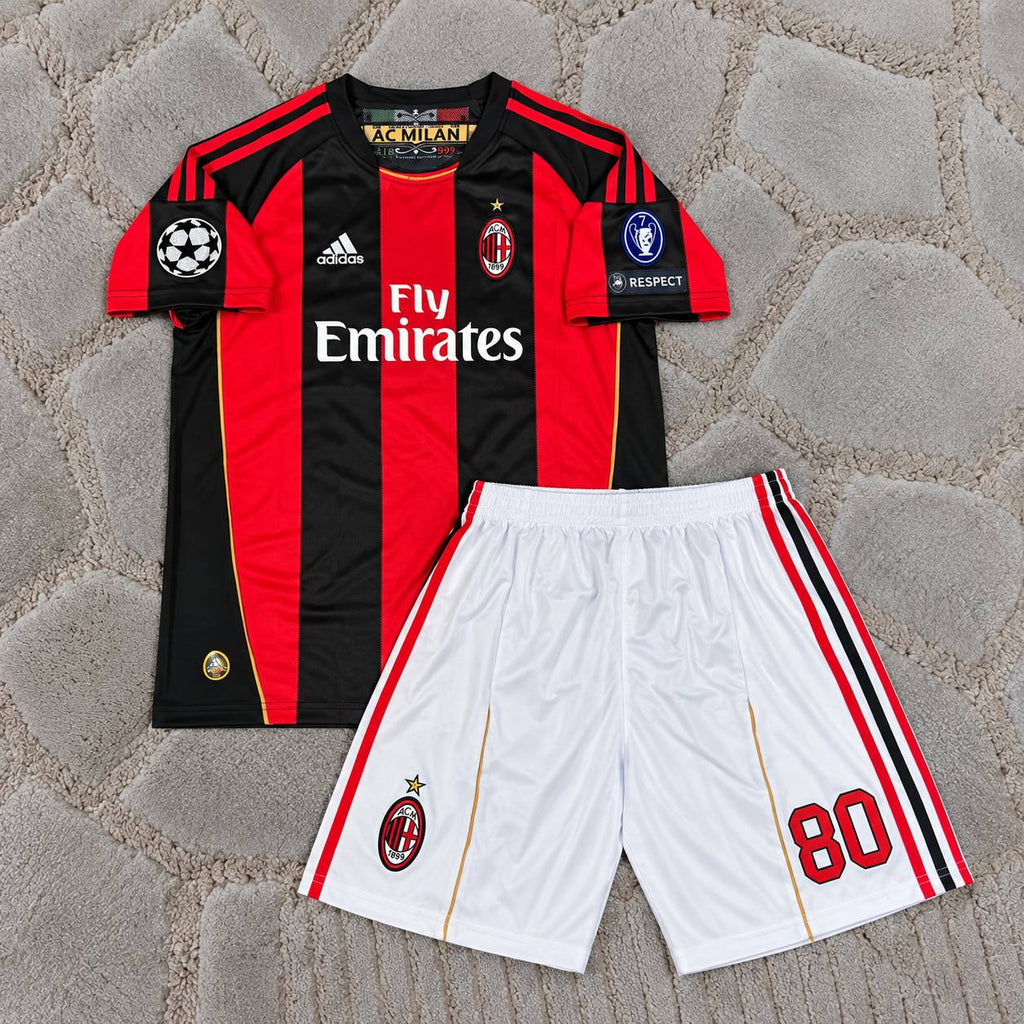 Ronaldinho Gaucho #10 Milan Kids 2010-2011 Retro Home Football Shirt - Jersey Kit