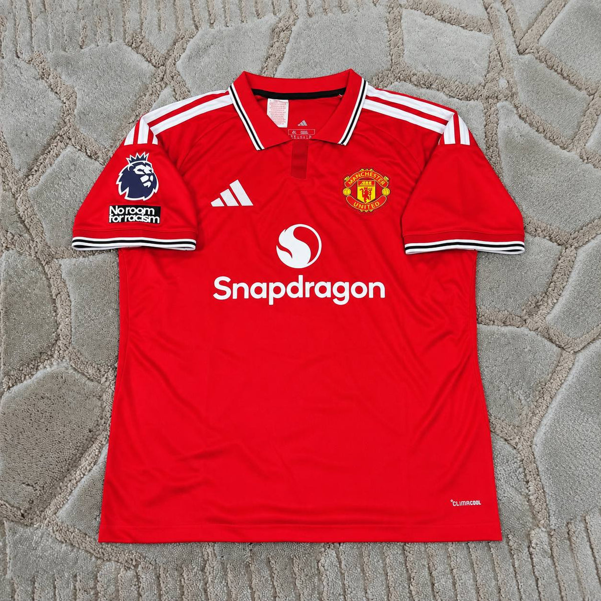 Youri Tielemans #18 Manchester United New Season 2026-2027 Home Football Shirt - Jersey Kit