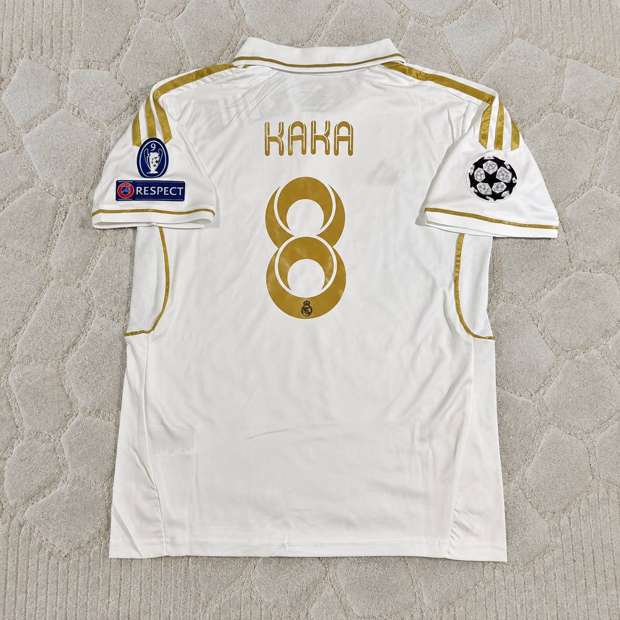 KAKA LEITE REAL  2011 GOLDEN