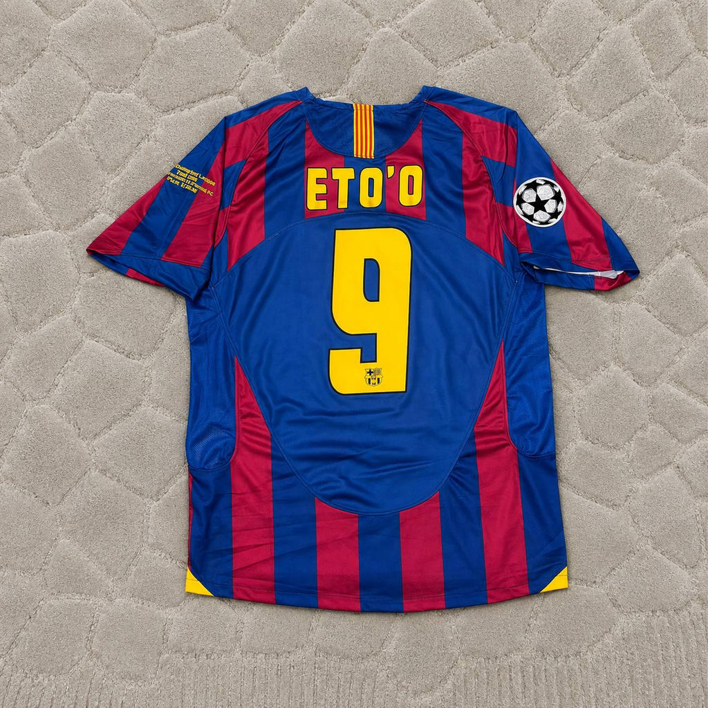 Samuel Eto'o Barcelona 2006 Final Retro Short Sleeve Football Jersey