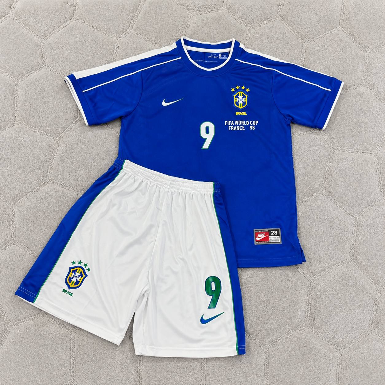 Ronaldo Nazario #9 Brazil 1998 World Cup Retro Kids Soccer Kit Jersey Kinder Trikot Maillot Enfant Soccer Shirt