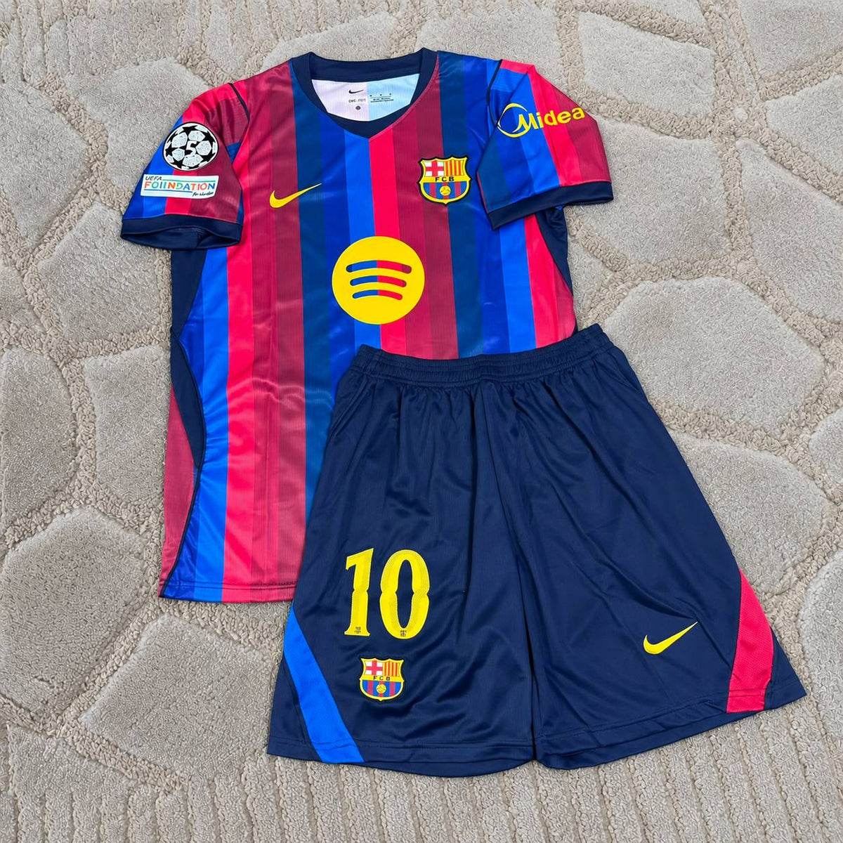 Lamine Yamal #10 Barcelona 2027 New Season Champions League Patch Home Kids Jersey Kit - Trikot Maillot