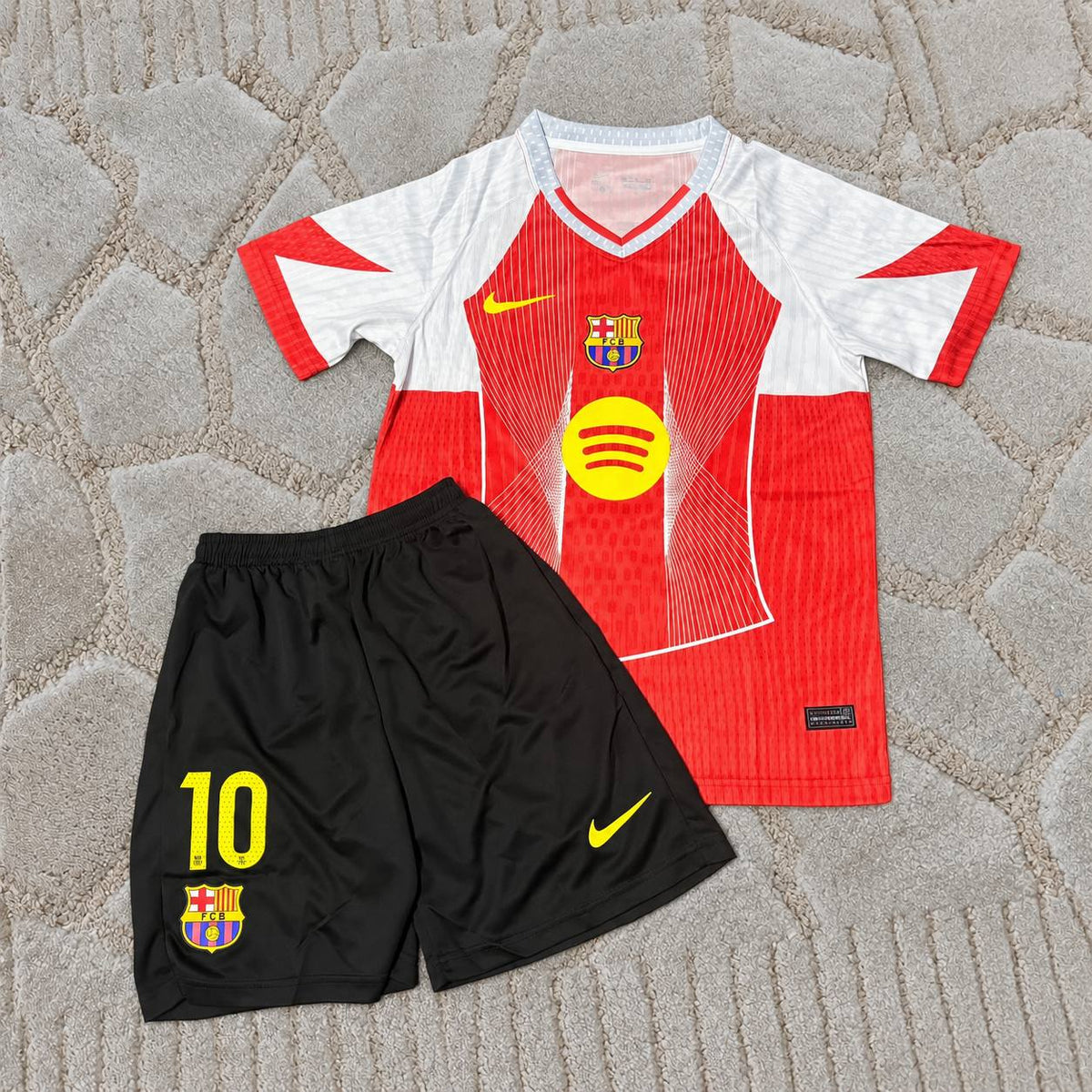Lamine Yamal Barcelona Kids Red White Football Jersey Kit - Special Edition - Trikot Maillot