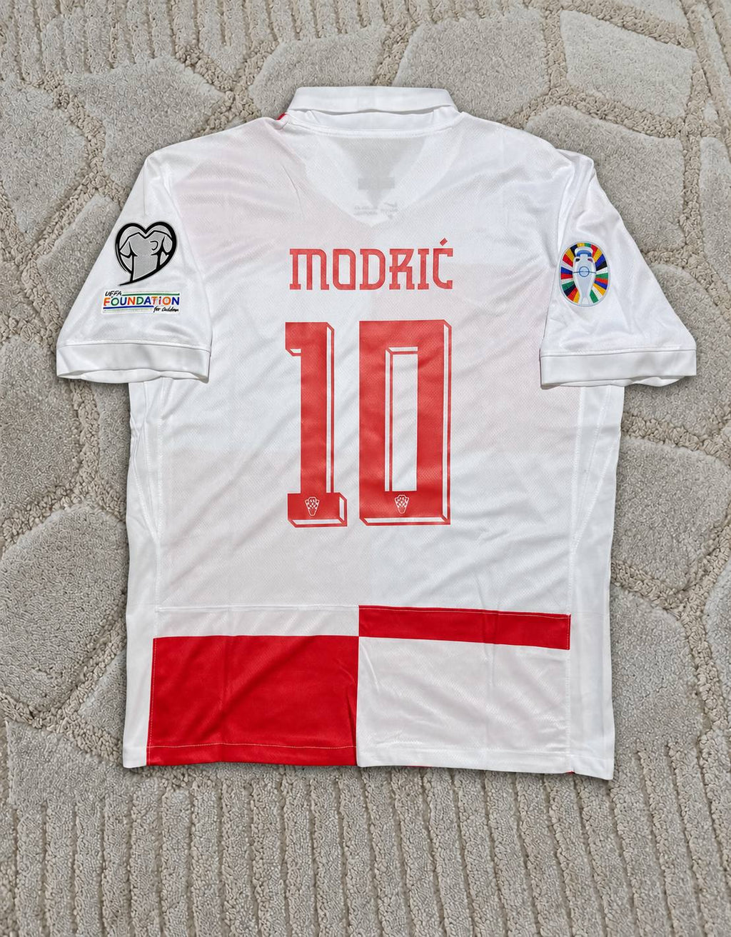 Luka Modric #10 Croatia Euro 2024 Retro Football Shirt Jersey Kit - Trikot Maillot