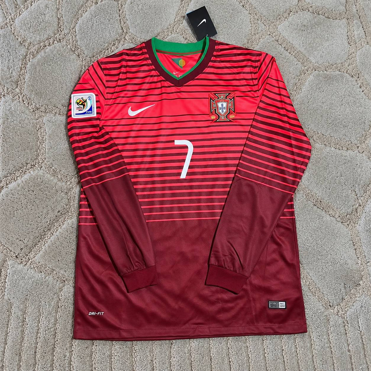 Cristiano Ronaldo #7 Portugal 2014 World Cup Football Shirt Red Long Sleeve Retro Jersey Kit - Trikot Maillot Magliaa