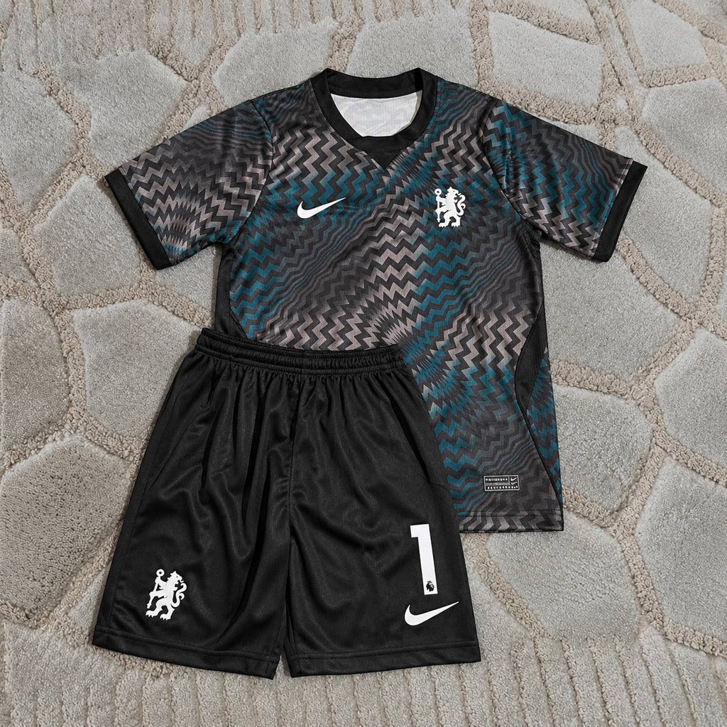 Emiliano Martinez #1 Chelsea New Season  2027 Kids Goalkeeper Football Shirt - Jersey Kit - Trikot Maillot Magliaa