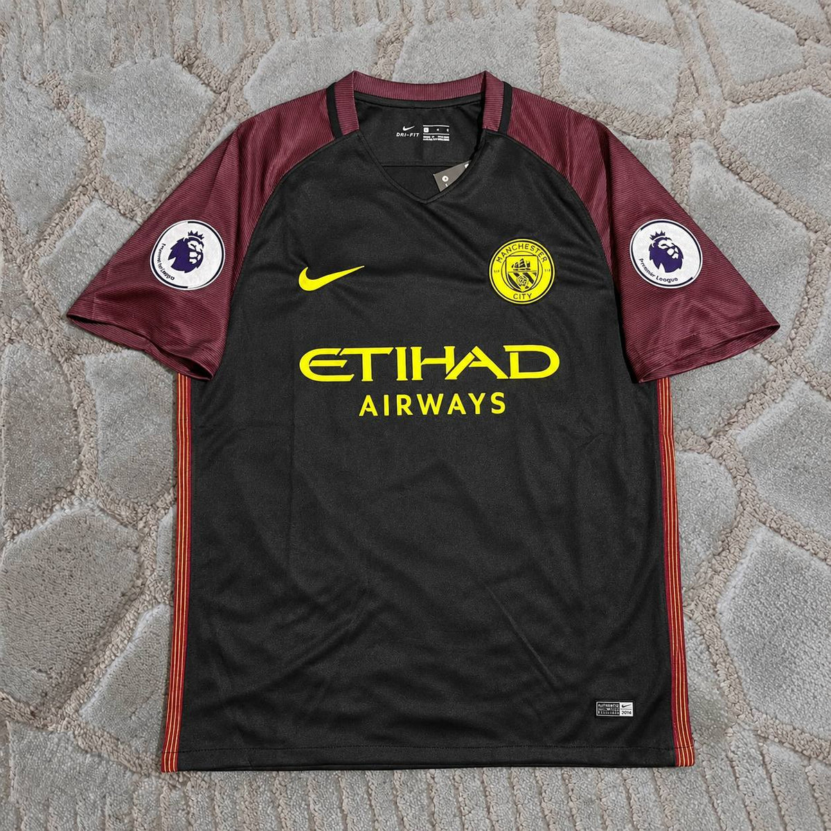 Sergio Kun Aguero #10 Manchester City 2016 2017 Retro Football Shirt - Jersey Kit - Maillot Trikot Maglia
