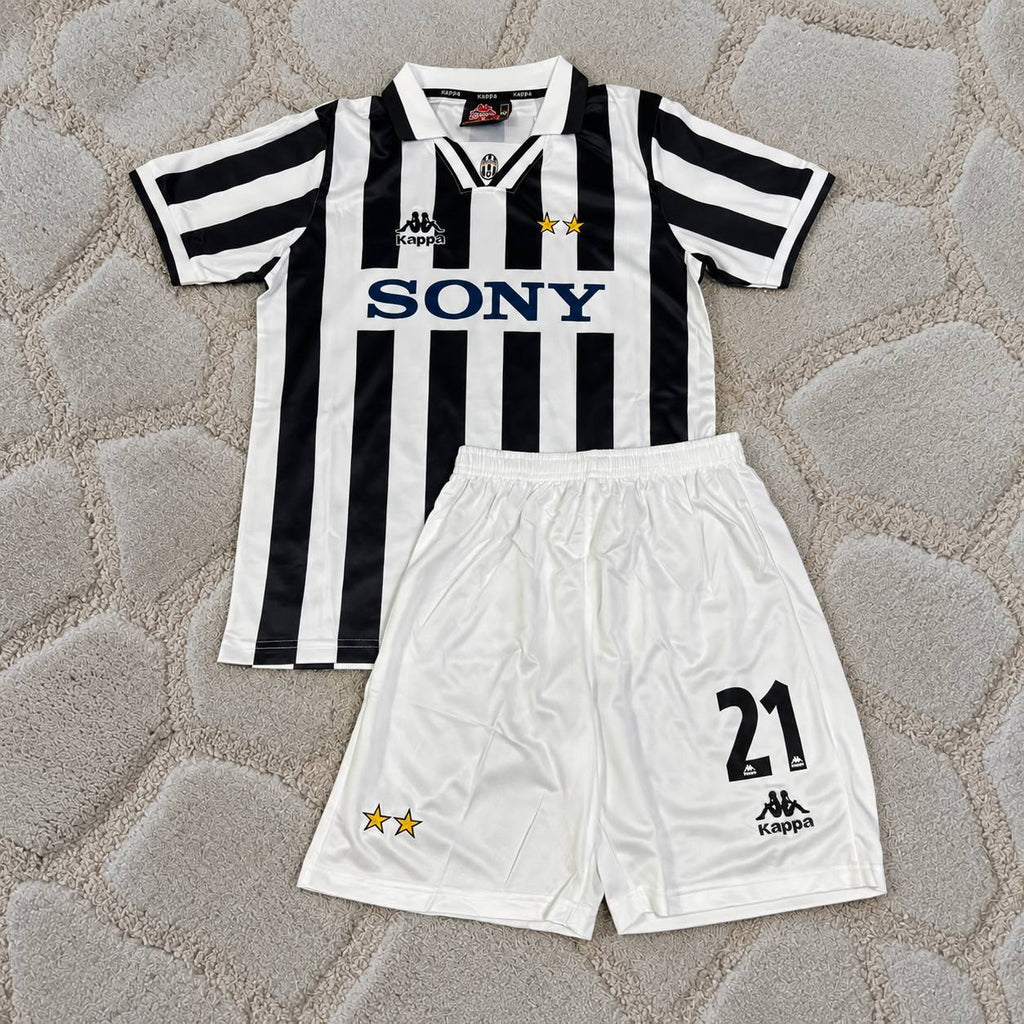 Zinedine Zidane #21 Juventus 1996 - 1997 Kids Retro Football Shirt - Jersey Kit - Trikot Maillot Magliaa