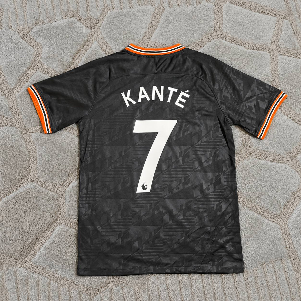 Ngolo Kante #7 Chelsea 2019/2020 Black Retro Football Shirt -  Jersey Kit - Trikot Maillot