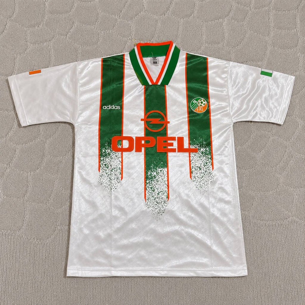 Roy Keane Ireland 1994 Season Away Retro Football Jersey KitRoy Keane Ireland 1994 Season Away Retro Football Jersey Kit
