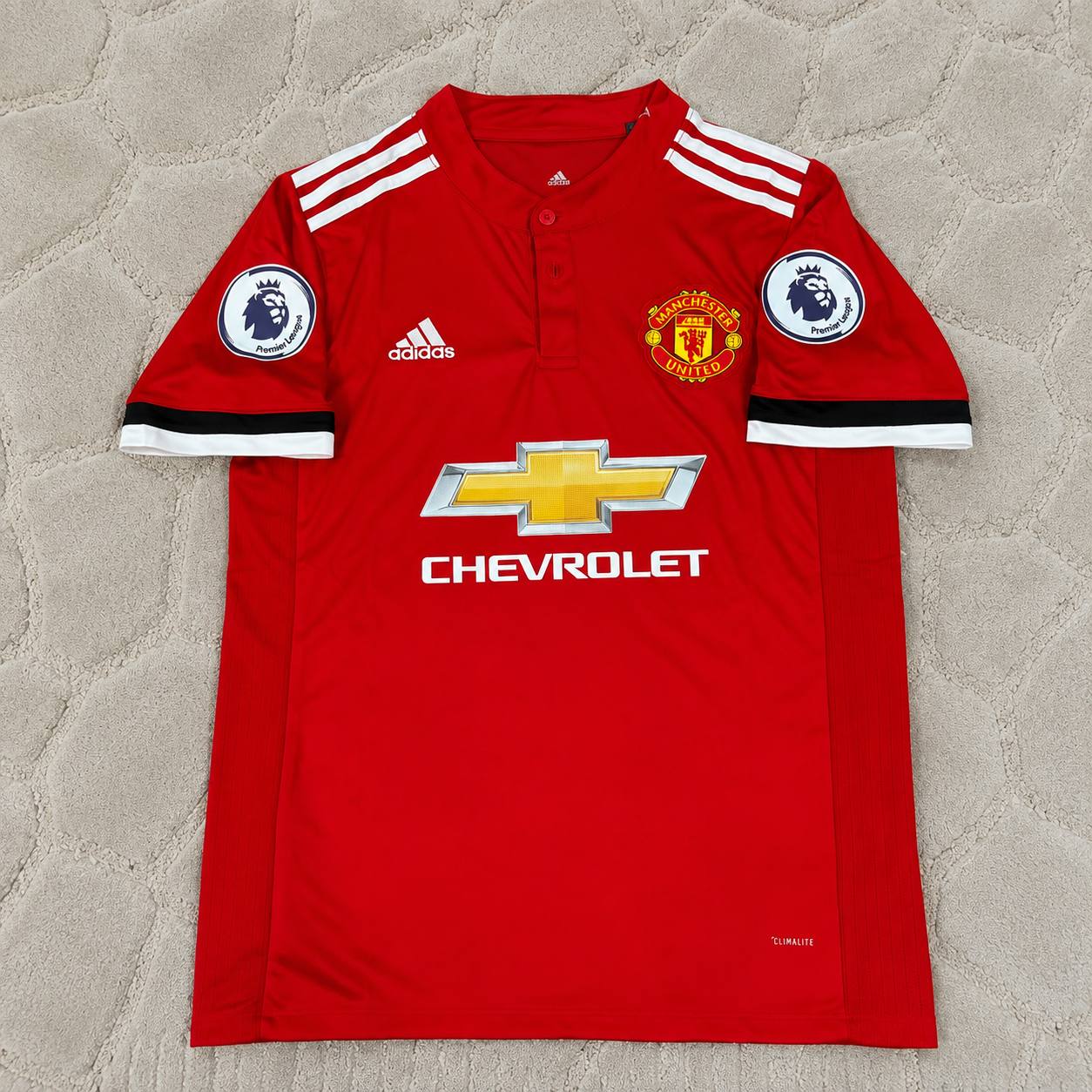 Alexis Sanchez Manchester United 2017/2018 Football Jersey