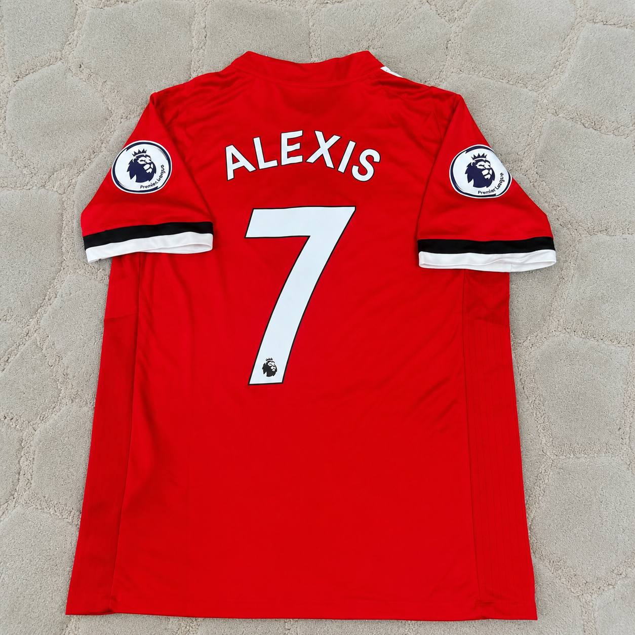 Alexis Sanchez Manchester United 2017/2018 Football Jersey