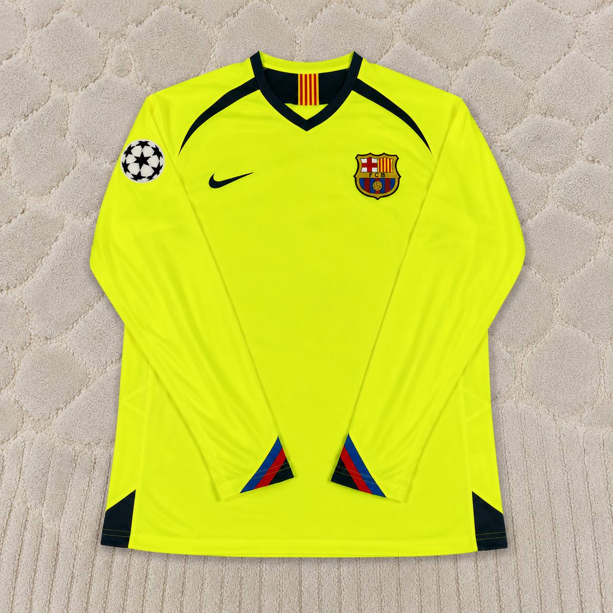 Giovanni van Bronckhorst Barcelona 2005-2006 Yellow Green Retro Long Sleeve Football Jersey