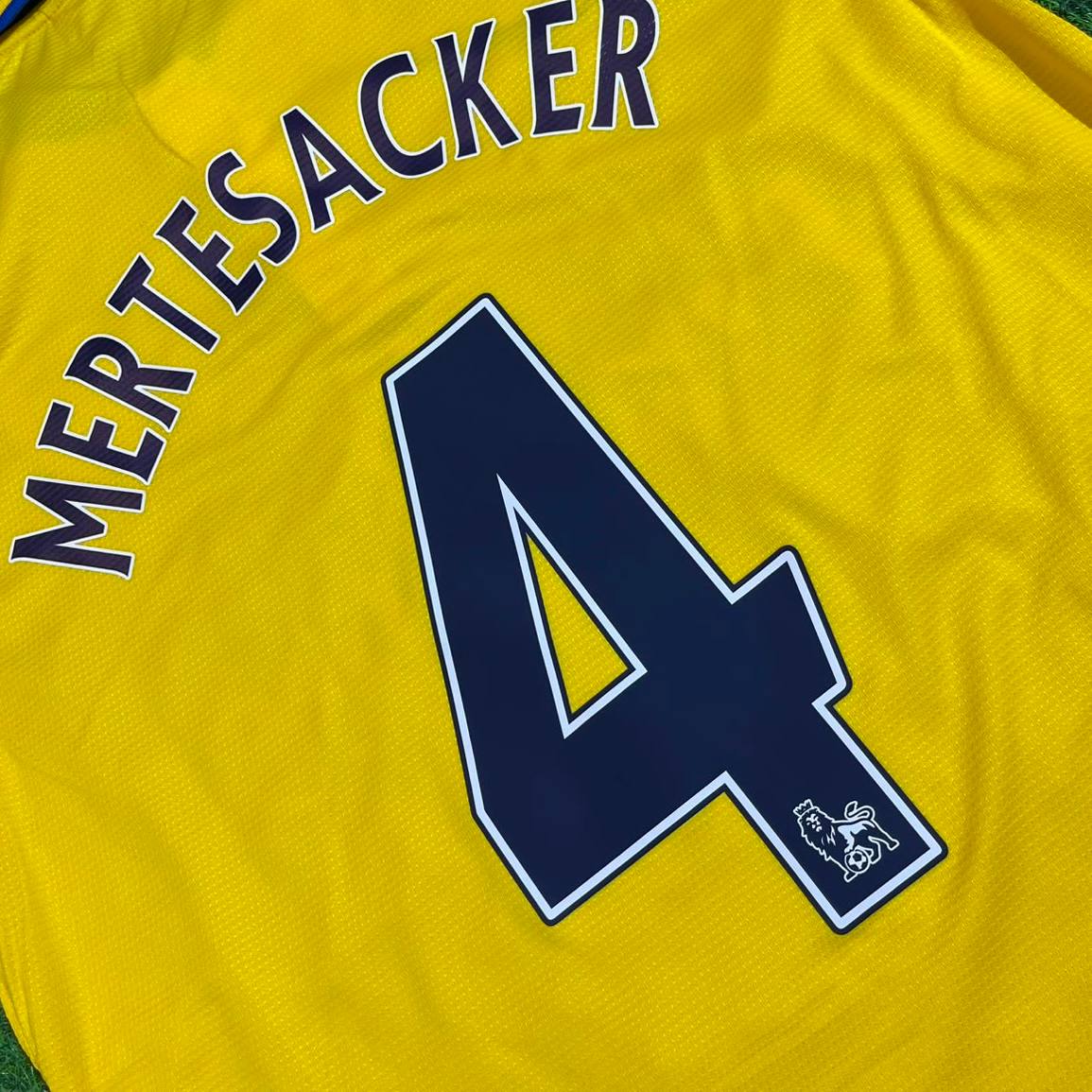 Per Mertesacker – Arsenal 2013/2014 Yellow Retro Kit Jersey Trikot Maillot Soccer Shirt