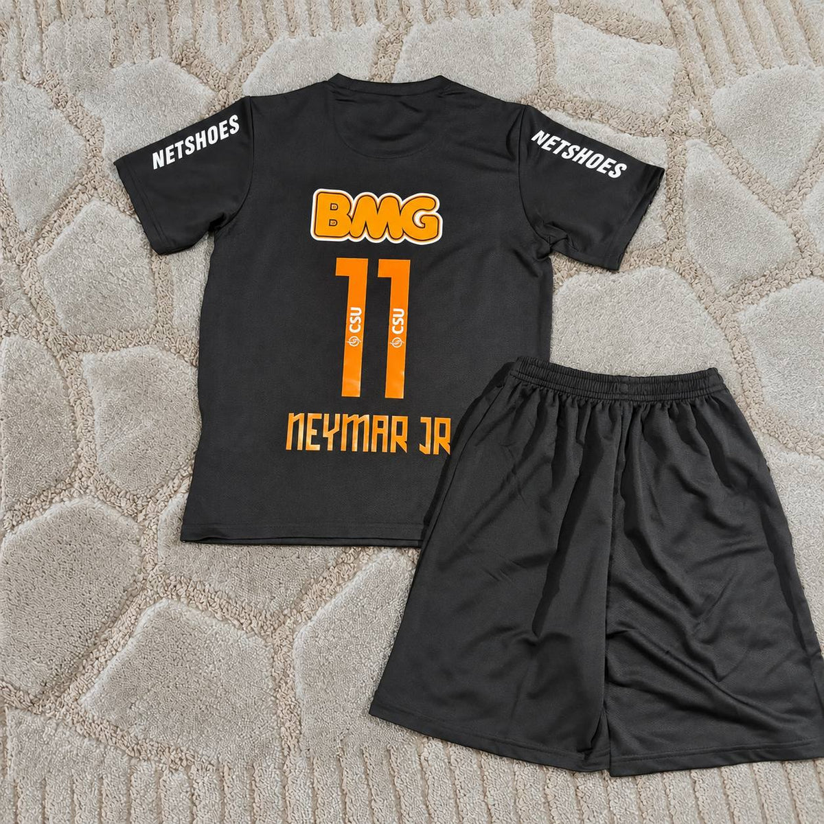 Neymar Jr #11 Santos Black Special Golden Font Kids Retro Football Shirt - Jersey Kit Trikot Maillot