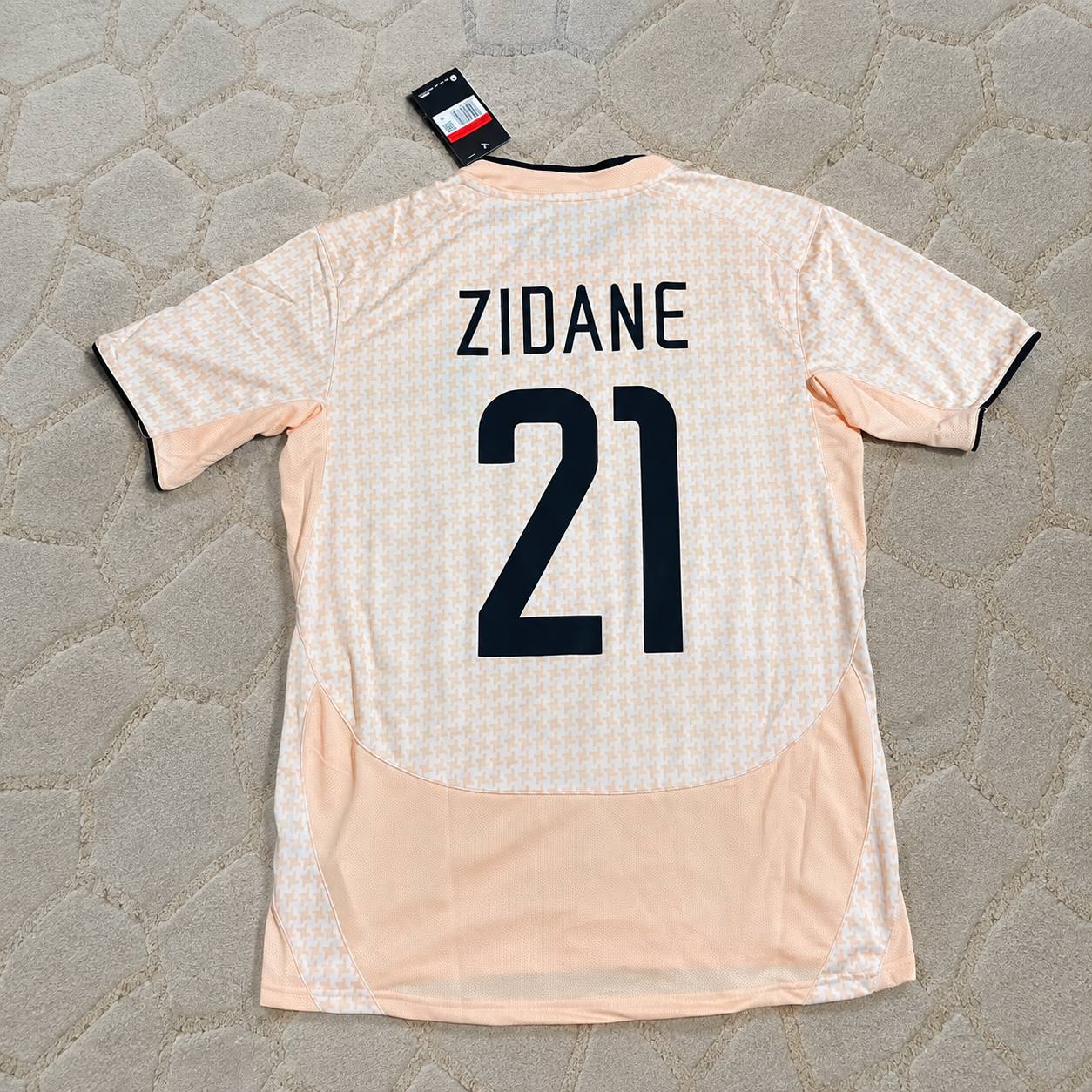 Zinedine Zidane 21 Juventus Away Retro Football Jersey