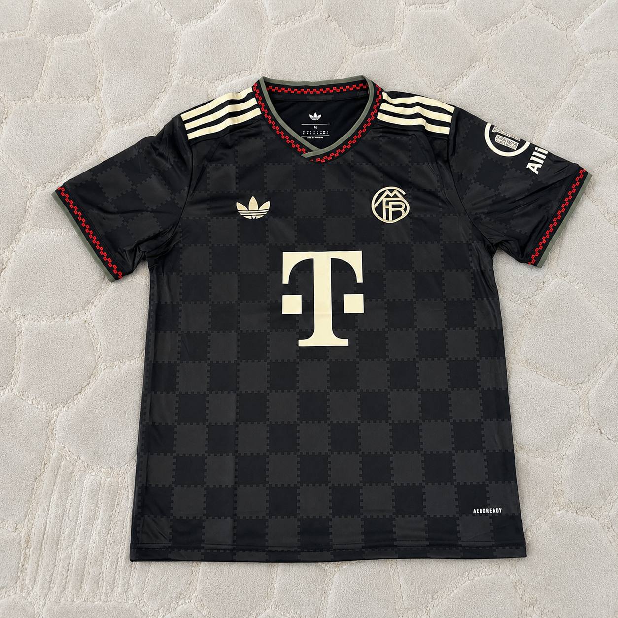 Michael Olise 17 Bayern Munchen Black 2025/2026 Season Trikot Soccer Shirt