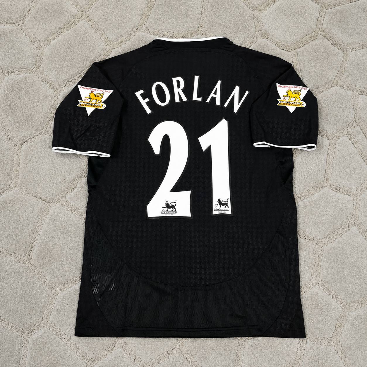 Diego Forlan Manchester United 2003-2004 Away Black Retro Football Jersey